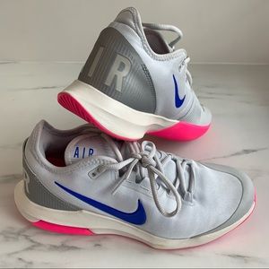 Nike Air Max Wildcard Women’s Tennis Shoe EUC - Size 9